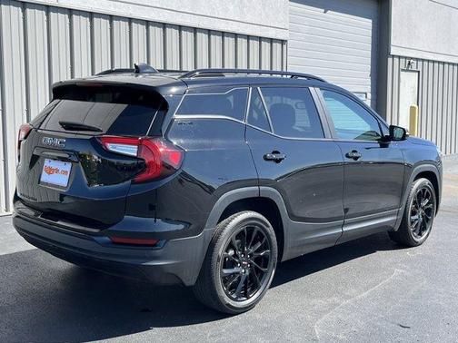 Ebony Twilight Metallic 2023 GMC Terrain SLE