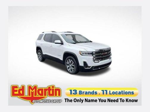 White Frost Tri-Coat 2023 GMC Acadia SLT