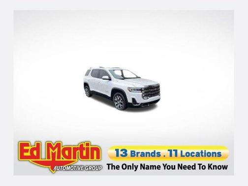 White Frost Tri-Coat 2023 GMC Acadia SLT