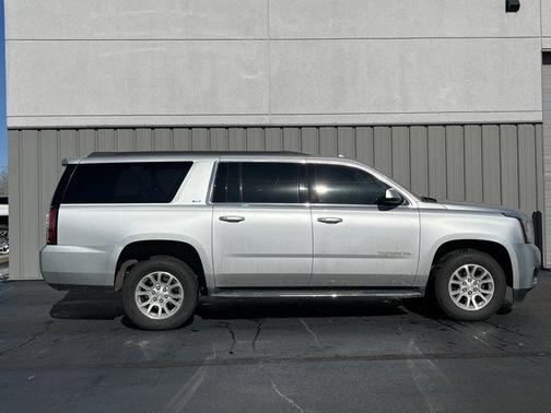 2019 GMC Yukon XL SLT