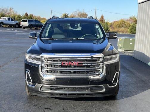 2022 GMC Acadia SLT