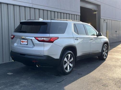 2021 Chevrolet Traverse LT Leather