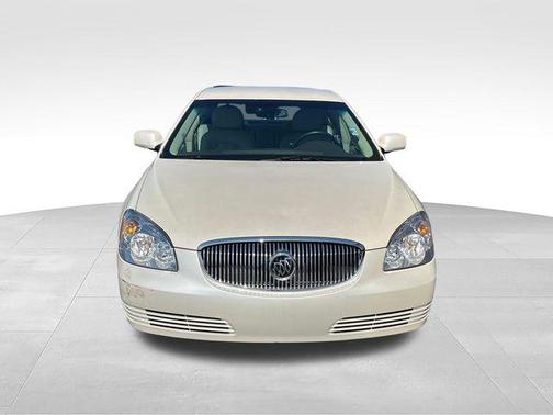 White Diamond Clearcoat 2009 Buick Lucerne CXL