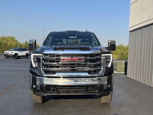 2026 GMC Sierra 3500 SLT