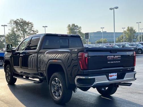 2026 GMC Sierra 3500 SLT
