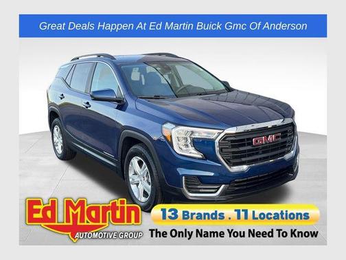 Marine Metallic 2022 GMC Terrain SLE