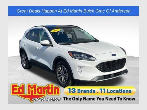 Star White 2022 Ford Escape SEL