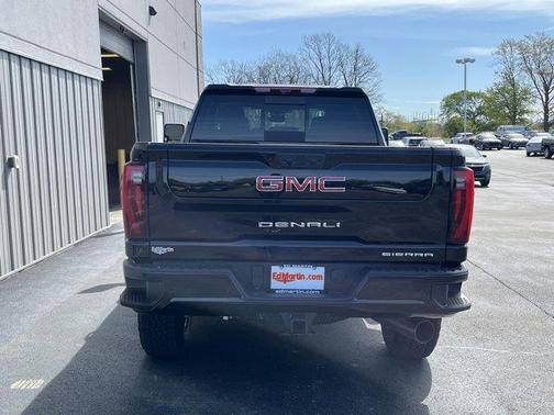 2025 GMC Sierra 3500 Denali