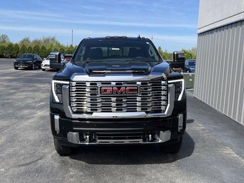 2025 GMC Sierra 3500 Denali