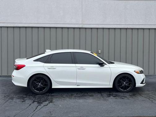 Platinum White 2024 Honda Civic Sport