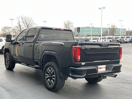 2022 GMC Sierra 2500 AT4