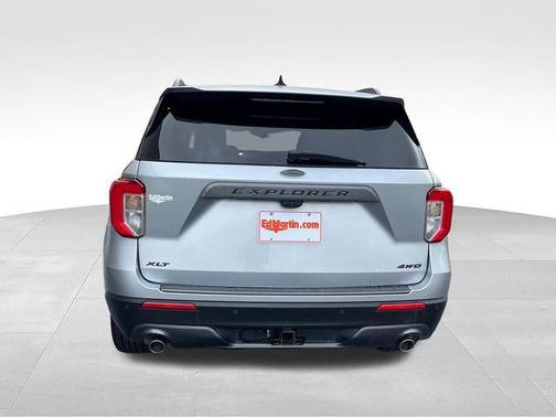 Silver Metallic 2021 Ford Explorer XLT