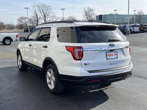 2018 Ford Explorer Base
