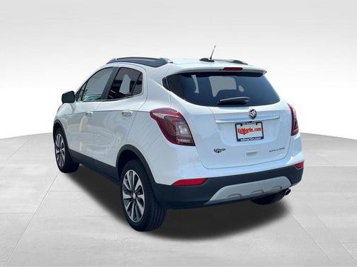 Summit White 2022 Buick Encore Preferred