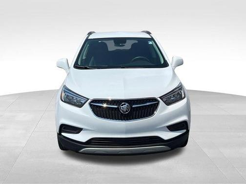 Summit White 2022 Buick Encore Preferred