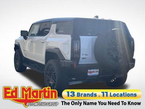 White 2025 GMC HUMMER EV SUV 2X