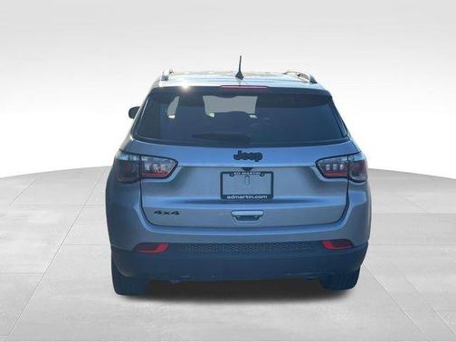 Billet Silver Metallic Clearcoat 2023 Jeep Compass Altitude
