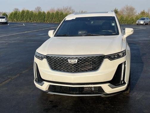 Crystal White Tri-Coat 2024 Cadillac XT6 Premium Luxury AWD