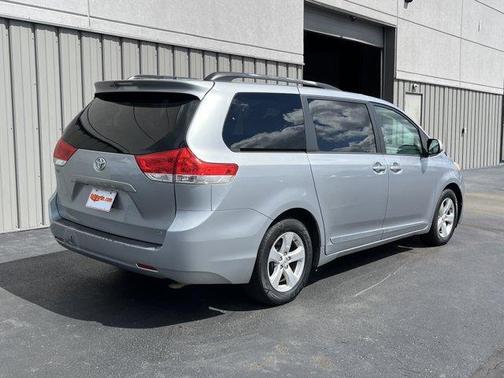 Silver Sky Metallic 2013 Toyota Sienna LE