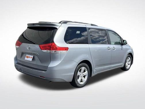 Silver Sky Metallic 2013 Toyota Sienna LE