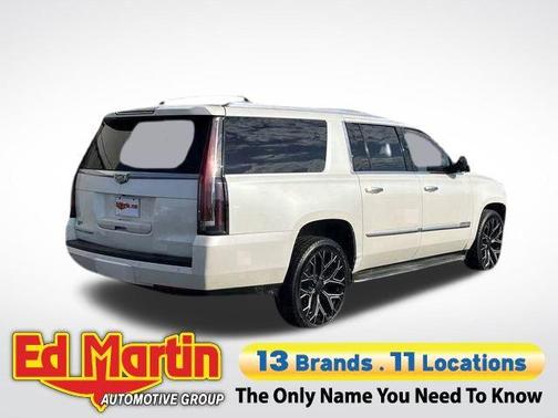 White Diamond Clearcoat 2015 Cadillac Escalade ESV Luxury