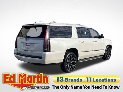 White Diamond Clearcoat 2015 Cadillac Escalade ESV Luxury