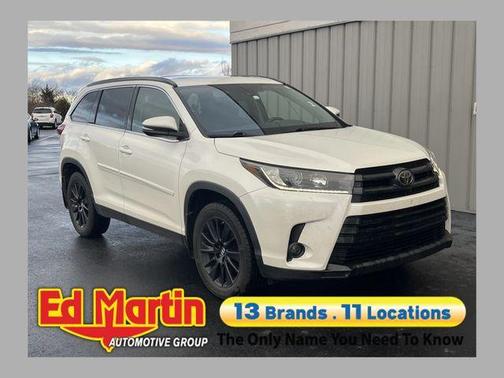 2019 Toyota Highlander SE