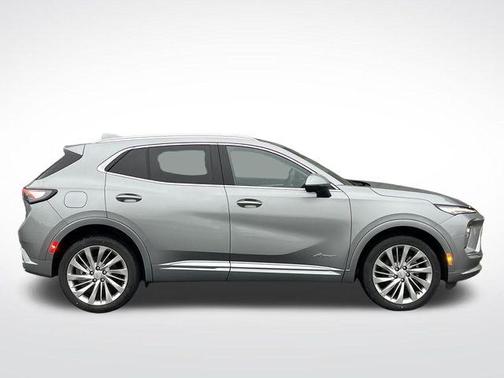 Moonstone 2026 Buick Envision Avenir