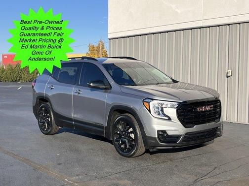 2023 GMC Terrain SLT