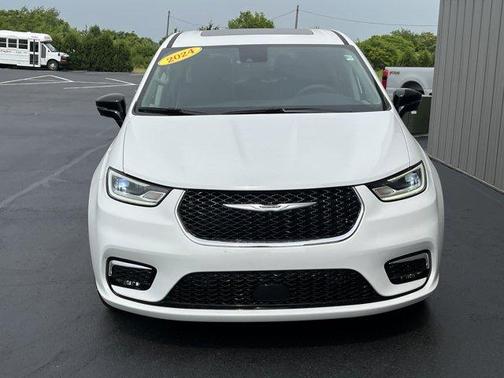 2024 Chrysler Pacifica Limited