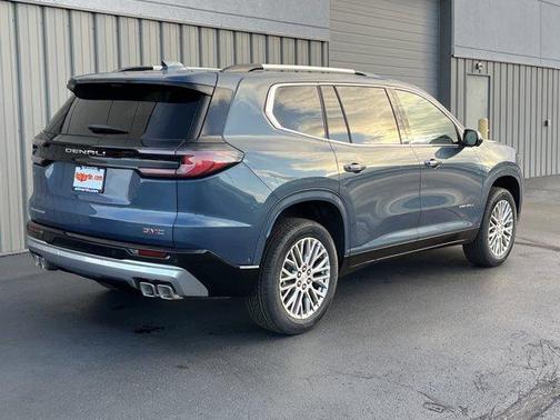 2026 GMC Acadia FWD Denali