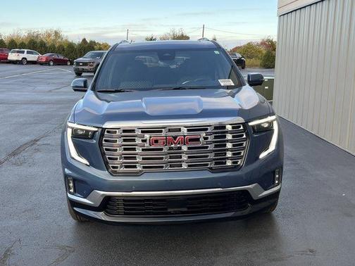 2026 GMC Acadia FWD Denali