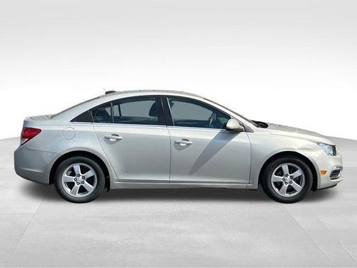 Champagne Silver 2016 Chevrolet Cruze Limited 1LT