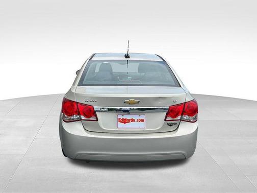 Champagne Silver 2016 Chevrolet Cruze Limited 1LT