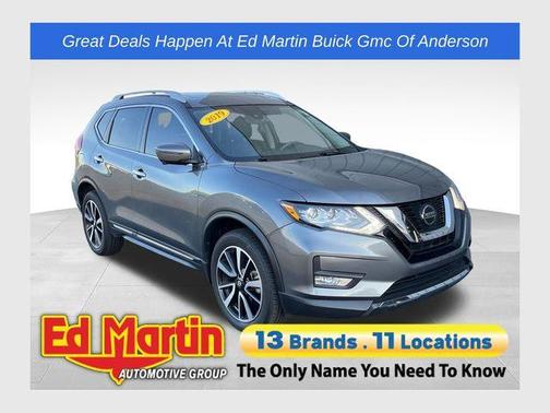 Gun Metallic 2019 Nissan Rogue SL