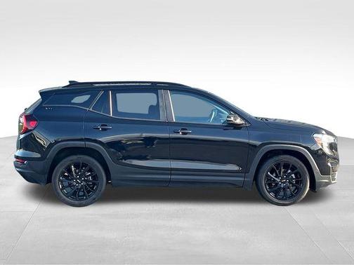 Ebony Twilight Metallic 2023 GMC Terrain SLE