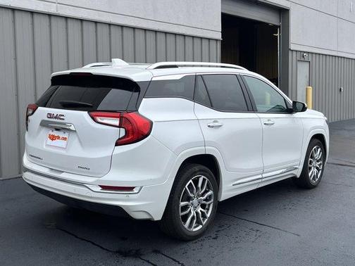 2022 GMC Terrain Denali