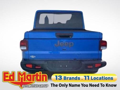 Hydro Blue Pearlcoat 2023 Jeep Gladiator Rubicon