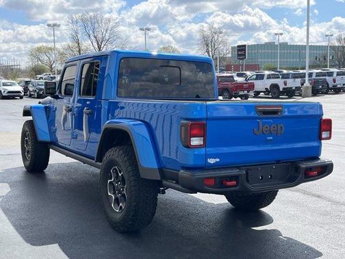Hydro Blue Pearlcoat 2023 Jeep Gladiator Rubicon