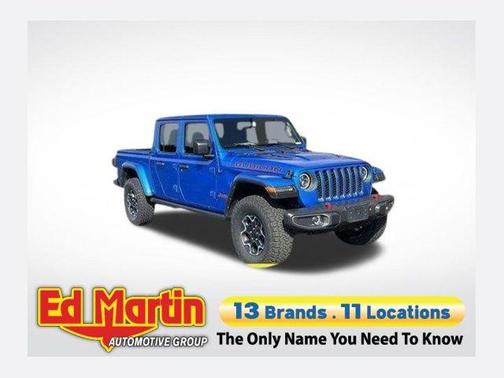 Hydro Blue Pearlcoat 2023 Jeep Gladiator Rubicon