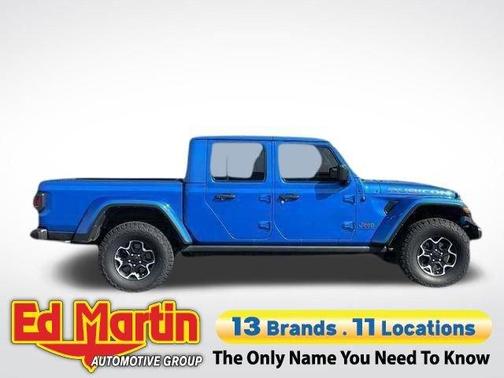 Hydro Blue Pearlcoat 2023 Jeep Gladiator Rubicon