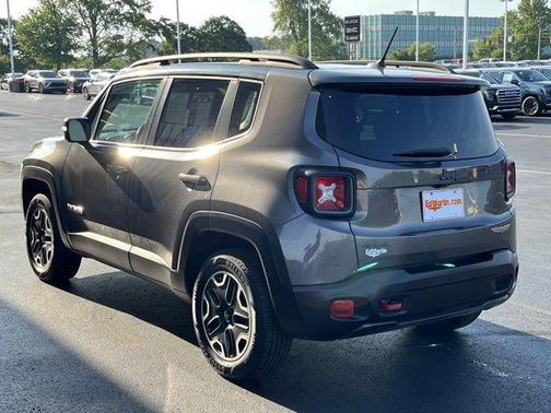 2016 Jeep Renegade Trailhawk