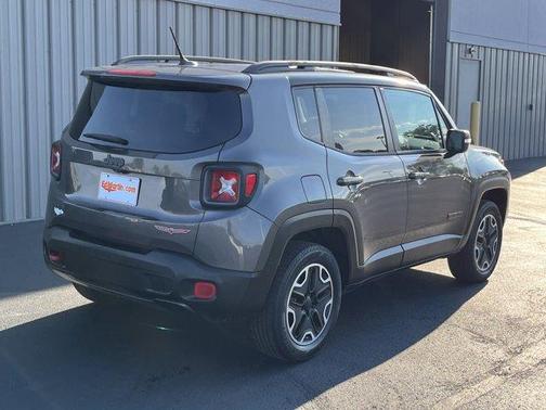 2016 Jeep Renegade Trailhawk