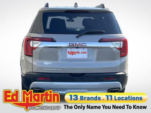 Gray 2023 GMC Acadia SLE