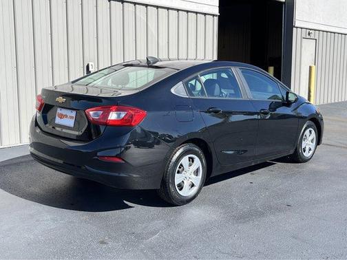 2017 Chevrolet Cruze LS
