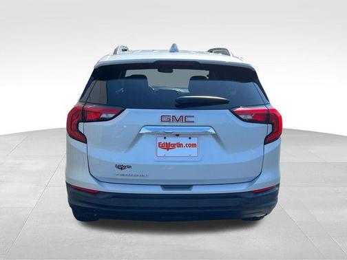 Quicksilver Metallic 2019 GMC Terrain SLE