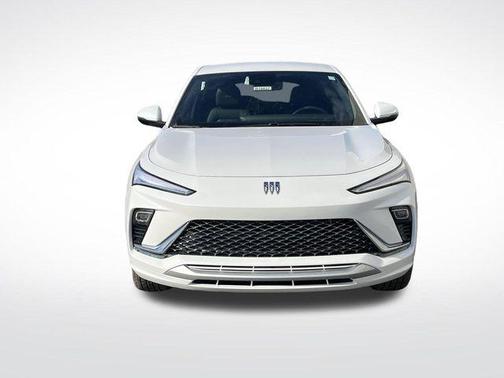 White 2026 Buick Envista Avenir