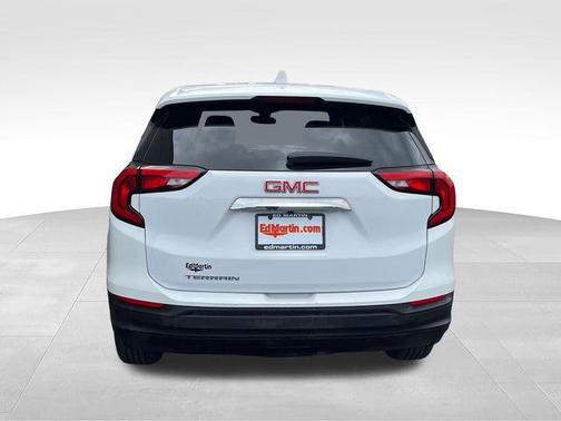 Summit White 2021 GMC Terrain SLE