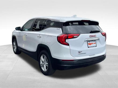 Summit White 2021 GMC Terrain SLE