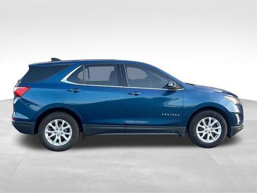 Pacific Blue Metallic 2019 Chevrolet Equinox 1LT